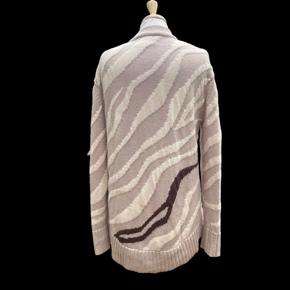 Tuckernuck Beige Lynx Oversized Sweater - Size Small - Picture 5 of 13